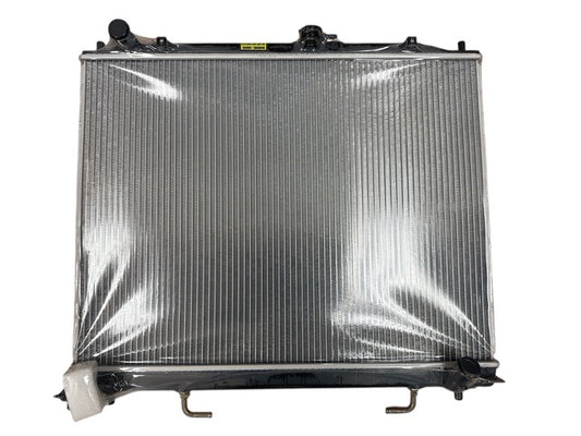 Mitsubishi Pajero 2000-2021 * Radiator * 3.2 DI-D * Automatic